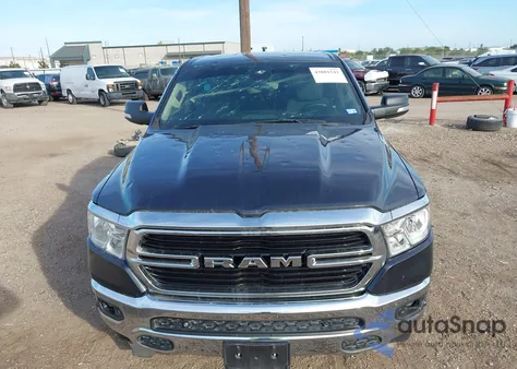 2020 Ram 1500 Big Horn 4X4 6'4 Box z USA, uszkodzony, nr VIN 1C6SRFBT3LN281136